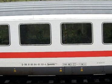 Example of successfully recognized passenger wagon UIC number (DB)