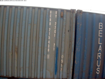 Example of successfully recognized cargo container number located on side in daylight conditions