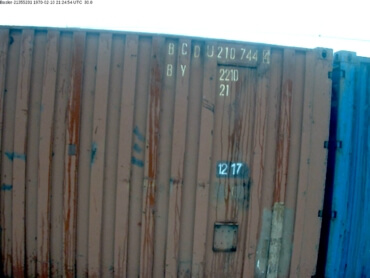 Example of successfully recognized cargo container number located on side in daylight conditions